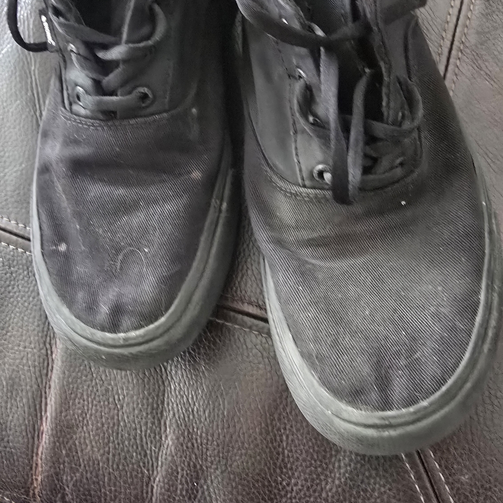 Men's Black Canvas Lace-Up Shoes